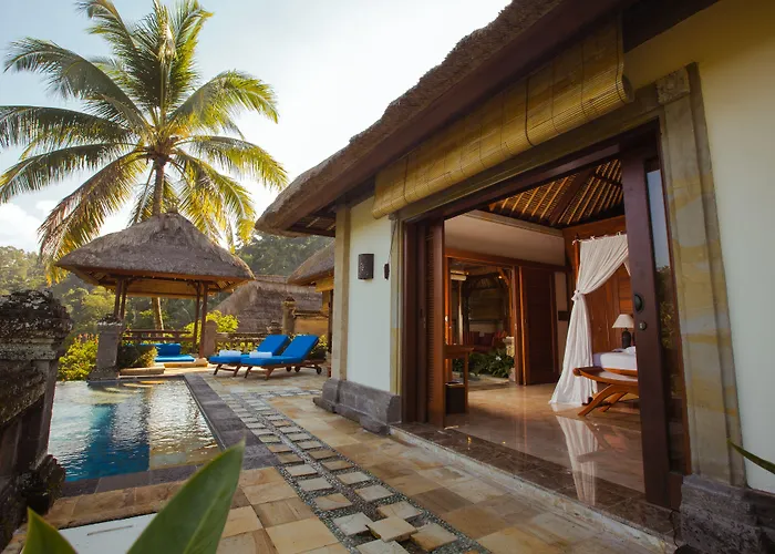 Puri Wulandari A Boutique &