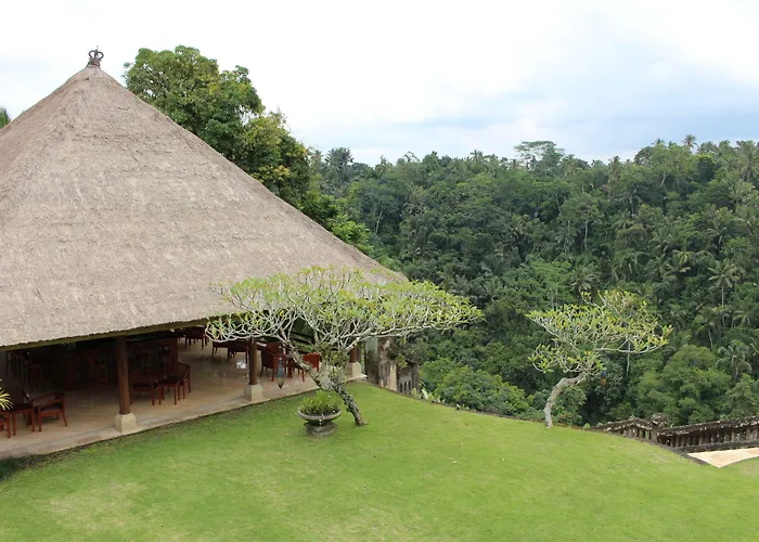 Resort Puri Wulandari A Boutique & 5*